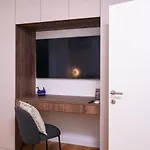 Luxury A’more