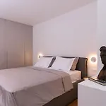 Luxury A'more