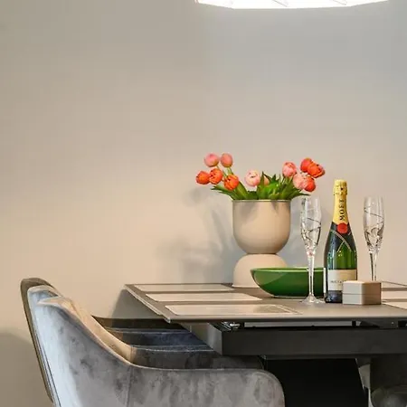 Apartament Luxury A'more *